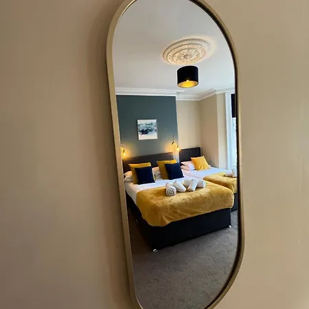 45 The Square Apartments, Apartment