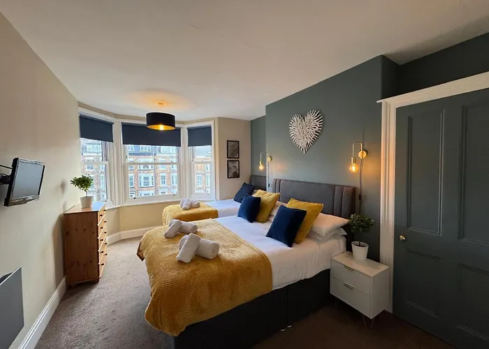 45 The Square Apartments, アパート *